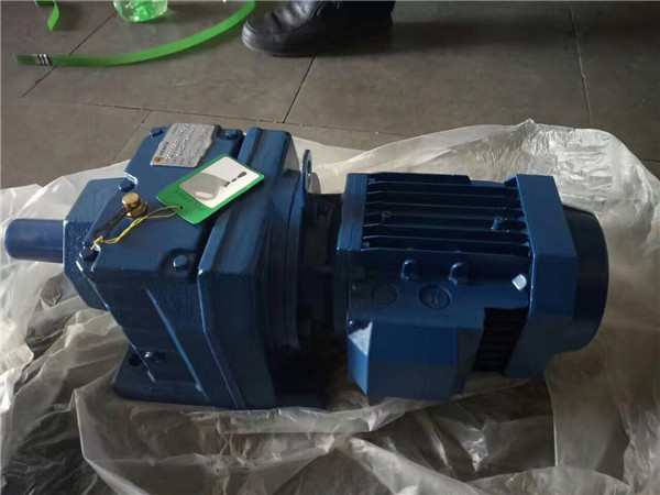 R87減速機(jī)，R87DRE90減速機(jī)