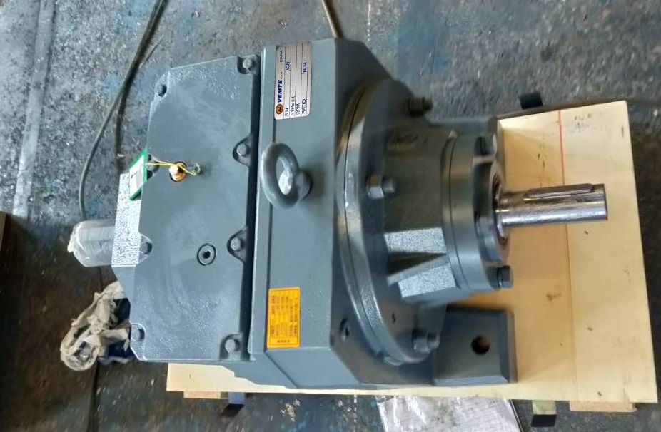 滾筒攪拌機減速機，22轉(zhuǎn)減速機,32轉(zhuǎn)減速機,四大系列減速機,減速機選型