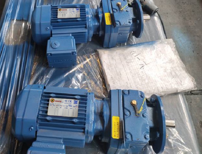 帶動龍門起重機(jī)減速機(jī)